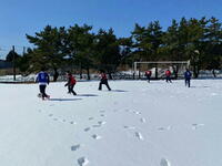 ２月２８日　３年雪上サッカー③